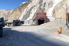 В Приамурье прибыли родственники двух заблокированных в шахте горняков