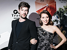 Тодоренко на премии GQ Travel Awards появилась с Лаврентьевым и показала стройные ноги в платье с огромным разрезом