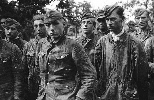 Группа Армий «Курляндия»: где немцы продолжали воевать после 9 мая 1945 года
