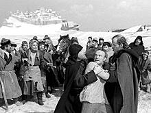 Иконописец времен русского средневековья ищет свой путь