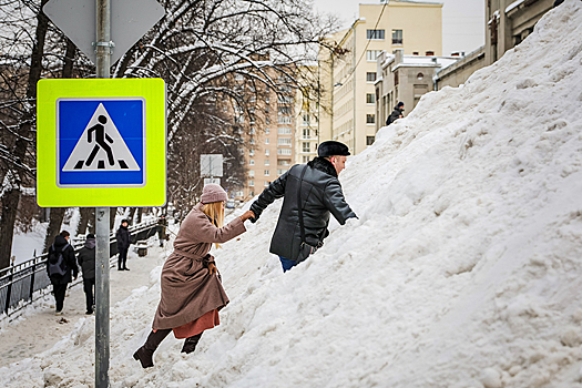 Высота снега в Москве приблизилась к рекорду 1942 года