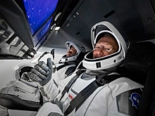 Корабль Crew Dragon вернулся на Землю