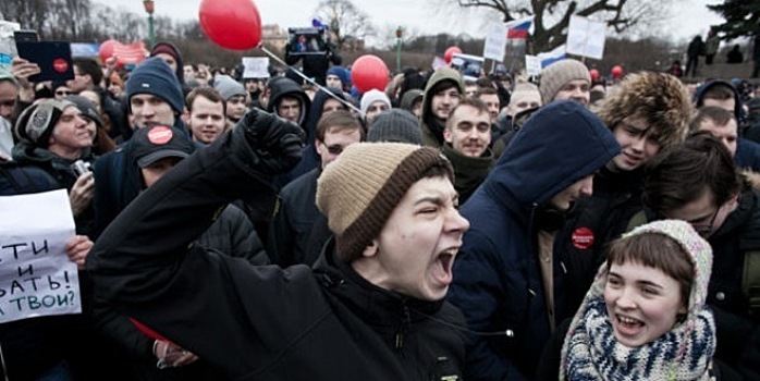 За участие детей в митингах введут штраф до миллиона рублей