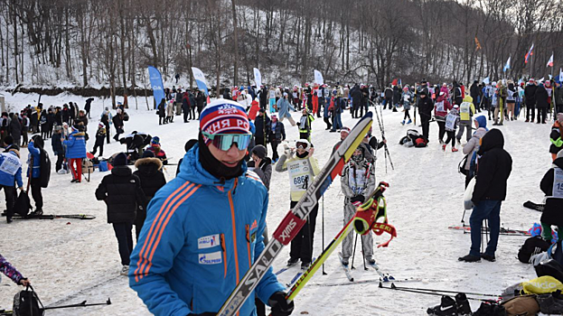 Победителем «Лыжни России» стал Александр Большунов