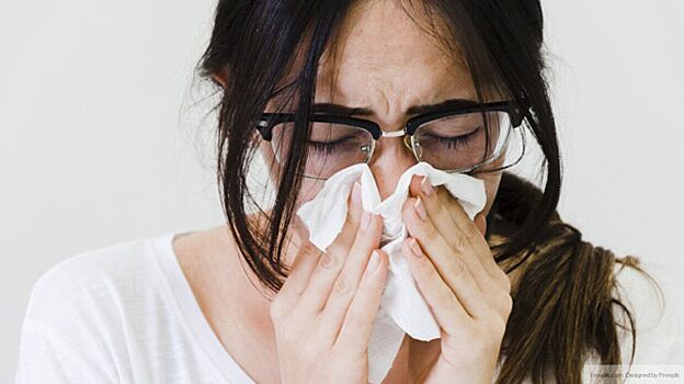 Вирусолог Бутенко: промывать нос в условиях пандемии может быть опасно
