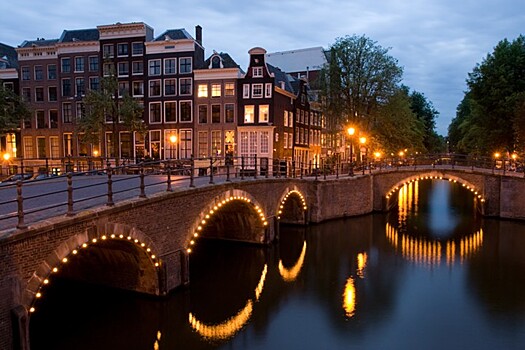 Амстердам пытается взять под контроль рынок аренды жилья