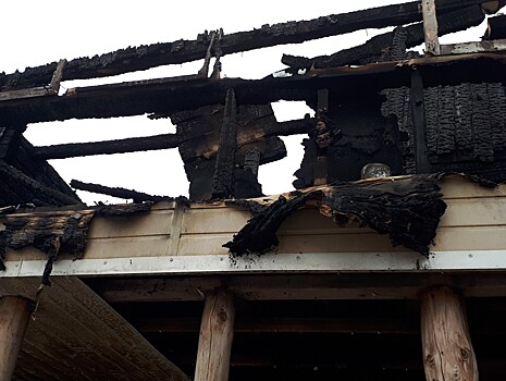 СК назвал причины пожара в Тверской области, в котором погибли три человека
