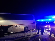 В Алтайском крае из-за столкновения автобуса и грузовика погибли два человека
