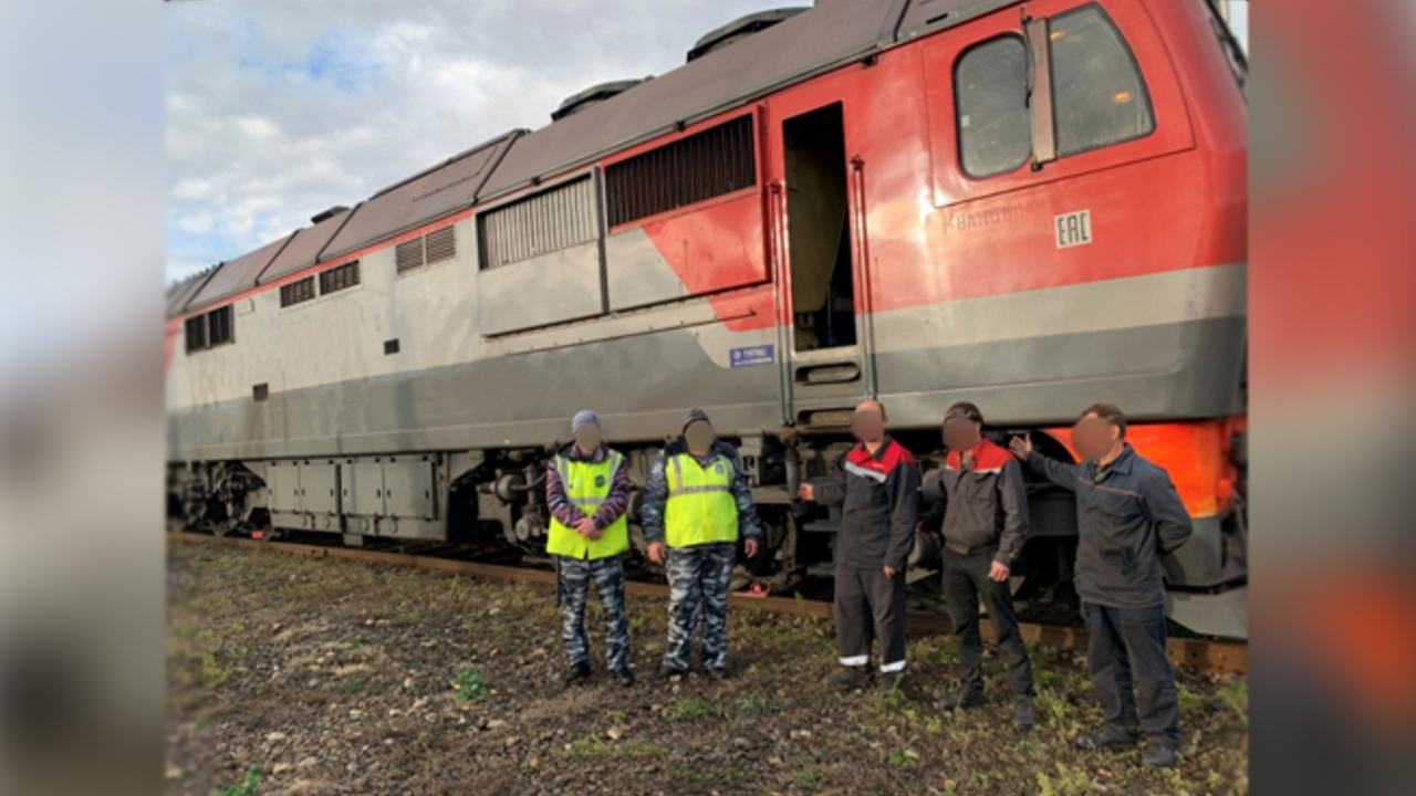 В Воронеже осудят 4 машинистов локомотива за попытку кражи имущества тепловозоремонтного завода