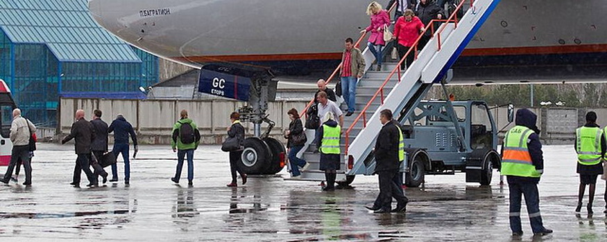 За 11 месяцев 2022 года вологодские авиаперевозчики совершили 7633 рейса