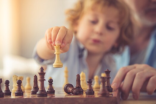 10 причин отдать ребенка на шахматы