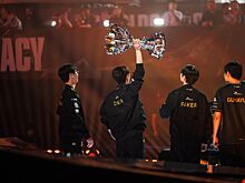 Riot Games протестирует прямое общение тренеров и игроков в официальных матчах LoL