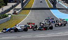 Фиттипальди выиграл вторую гонку Формулы V8 3.5 в Хересе, Оруджев — второй