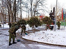 Мемориально-патронатная акция прошла на Аллее Славы в Щербинке
