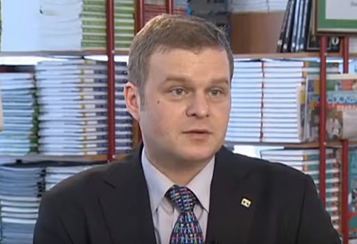 Михаил Баранников: Газета, в отличие от интернета, является достоверным источником информации