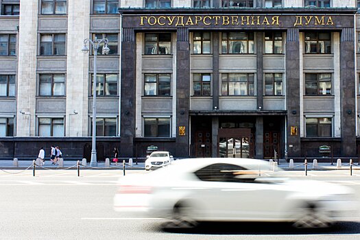 В Госдуме предложили ограничить выдачу микрозаймов людям со стажем до года