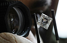 Небо в искусственных алмазах: стали ли выращенные в лабораториях камни символом роскоши