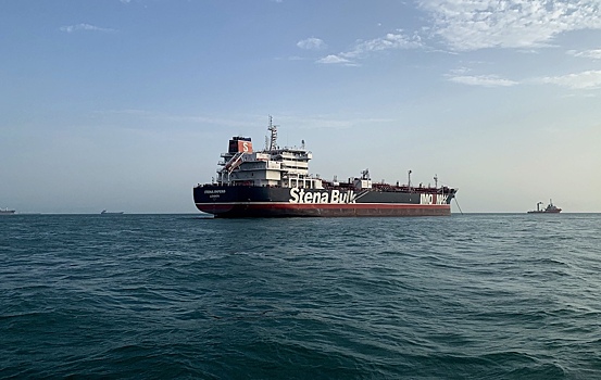 Объем экспорта нефти из Ирана достиг шестилетнего максимума