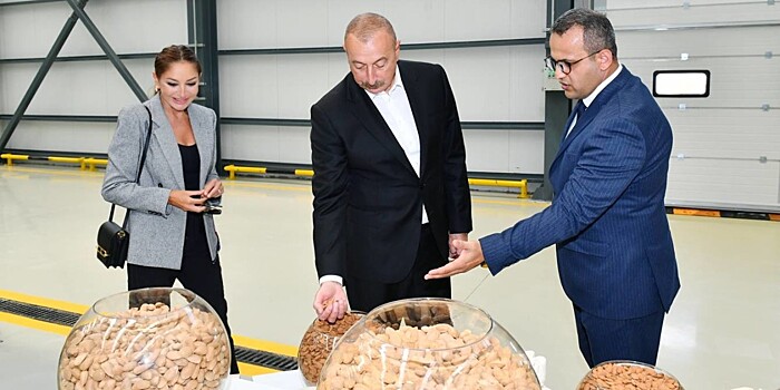 Алиев открыл завод по переработке миндаля
