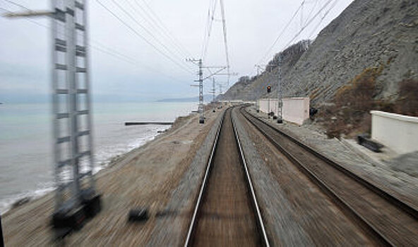 Fitch подтвердило рейтинг РЖД на уровне "BBB-", прогноз позитивный