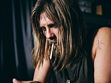 Слишком светел, чтобы быть Блэйдом: вышел трейлер сериала «Отец Сергий»