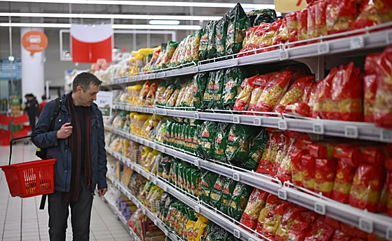 Каждый седьмой западный бренд в магазинах заменили российским