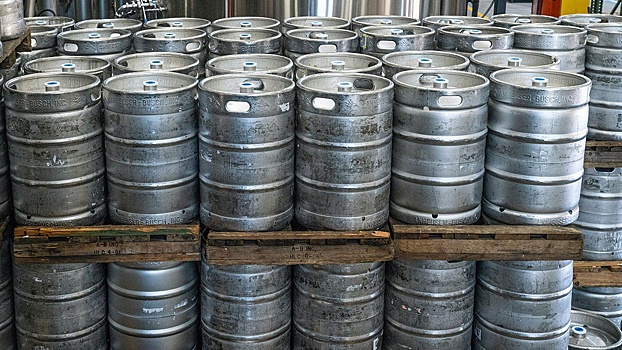 Пенный апокалипсис: пивовары в Германии уничтожат миллионы литров продукции из-за COVID-19