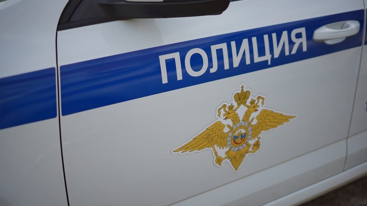 В Кирове двое подростков угнали автомобиль, чтобы покататься