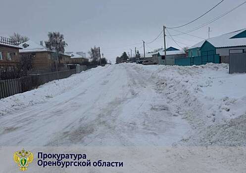 В Александровском районе убрали снег и наледь после вмешательства прокуратуры