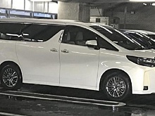 В Сети показали доработанный Toyota Alphard