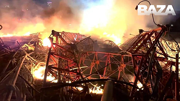 Вертолет рухнул после столкновения с радиовышкой и воспламенения в США