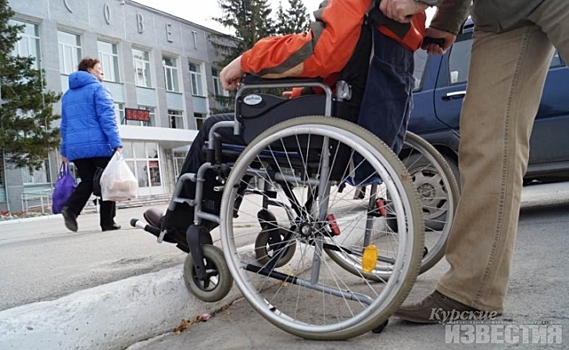 В Курске после благоустройства по-прежнему нет доступной среды