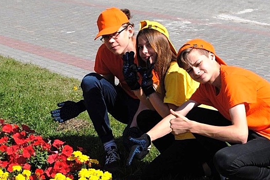 Госдума приняла закон о квотах на рабочие места для несовершеннолетних