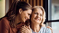 Юристы предупредили, когда дети обязаны содержать родителей