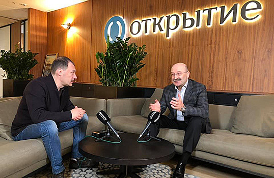 Михаил Задорнов: 75-80 рублей за доллар — довольно надолго. Как помочь тем, кто остался без зарплаты?