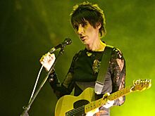 Сбежавшая из России во Францию певица Земфира выступила в парижском зале Elysee Montmartre