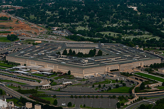 Рестораны вокруг Пентагона фиксируют рост спроса на доставку пиццы