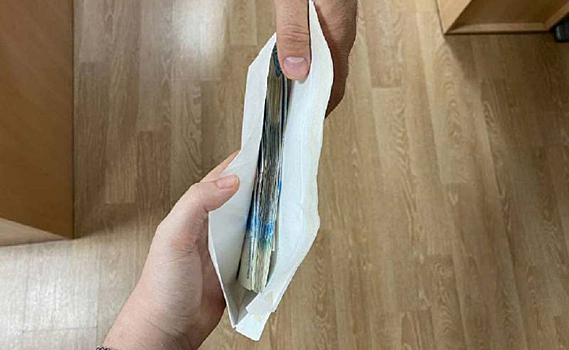 В Курской области директор школы незаконно забрала у пяти учителей 149,5 тыс.рублей