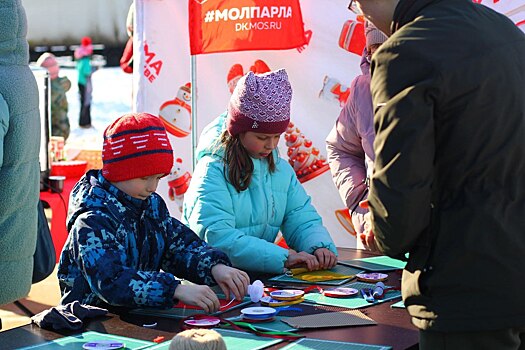 23 февраля жители района Нагатино-Садовники ярко провели День Защитника Отечества на традиционном и всеми любимом районном фестивале #Соседифест