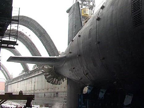 Кадры спуска на воду новейшей атомной подлодки «Казань»