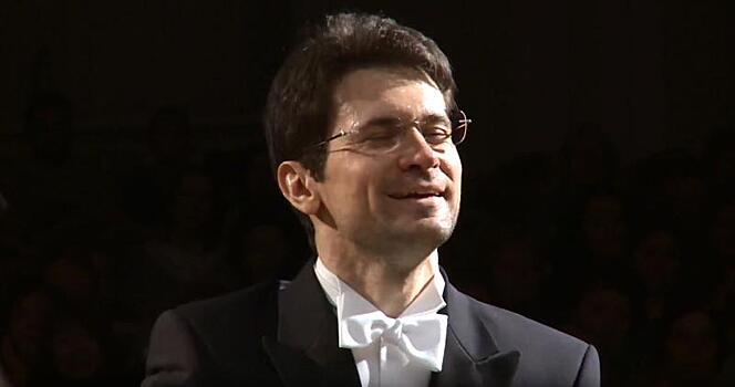 Звезды сошлись: 17 сентября состоится бенефис Михаила Антоненко