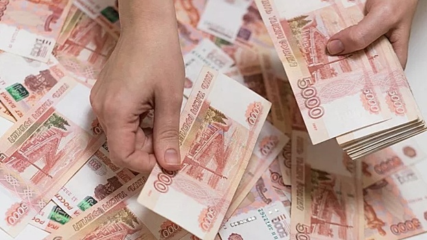 Бюджетникам напомнили о повышении зарплат в октябре