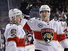 Русский форвард украл победу у бывшего тренера Овечкина. Он не жалеет соперников в пяти играх подряд