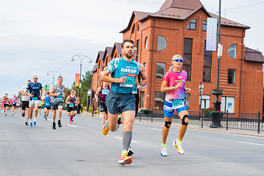 «Беги до конца»: СИБУР пригласил на работу марафонцев