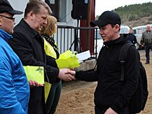 В Алдане детям-сиротам вручили ключи от новых квартир