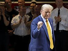 Совсекретный «мирный план Трампа» детально пропишут на автомобильных наклейках