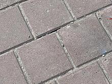 В Муравленко на внутриквартальных проездах и тротуарах демонтируют 288 плит