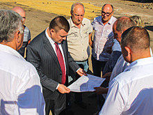 Губернатор Александр Никитин призвал подрядчиков качественно и в срок завершить строительство ФОКа в Мичуринске