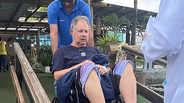 Турист получил смертельный укус от паука на диване в ресторане