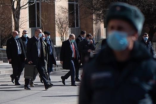 В Ереване завершилась акция протеста противников Пашиняна